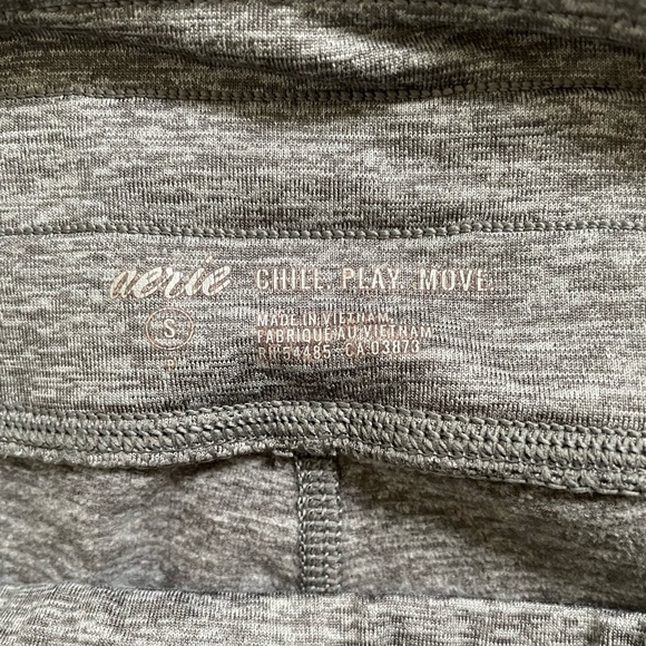 Aerie play pocket and cuff leggings - Picture 2 of 4